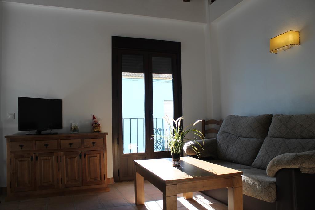 Apartamentos Real Fabrica Hojalata 주츠카르 객실 사진